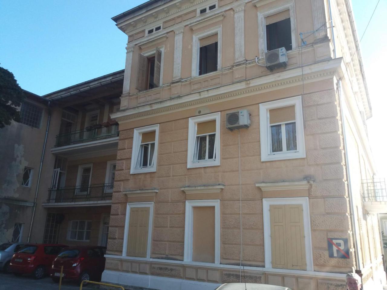 شقة Apt Tennis Prime Location, Parking, Near Beach, Self Check-In أوباتيا المظهر الخارجي الصورة